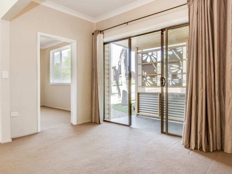 30 Leonard Avenue, Toukley NSW 2263