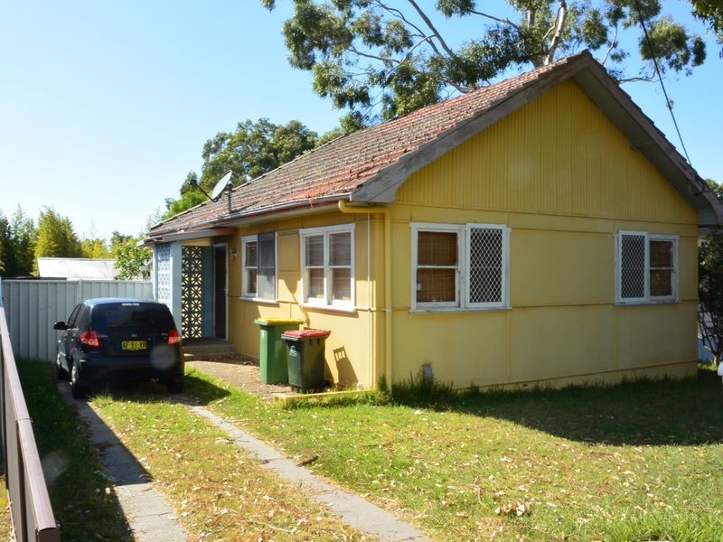 27 Athol Street, Toukley NSW 2263
