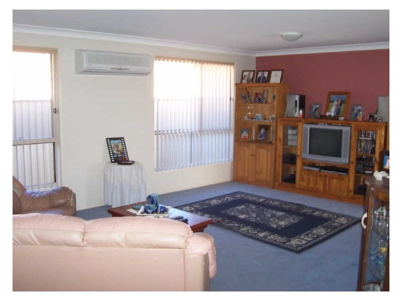 13 Begonia Place, Woongarrah NSW 2259