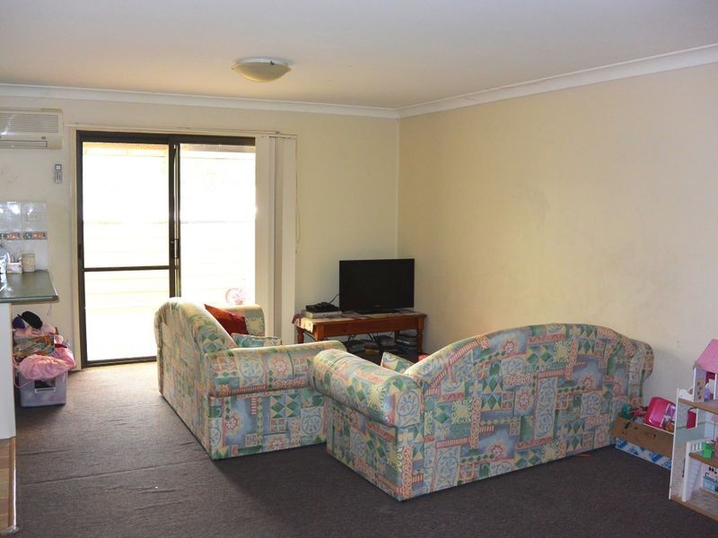 8/2 Cadonia Road, Tuggerawong NSW 2259