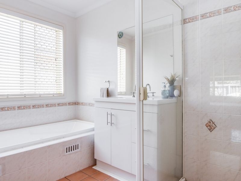 27 Matthew Circuit, Mardi NSW 2259