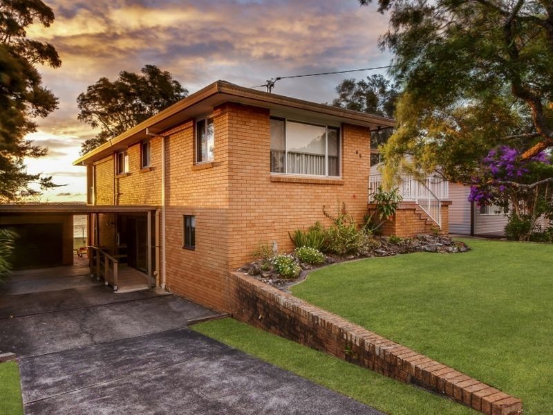 82 Leonard Avenue, Toukley NSW 2263