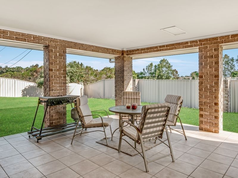 7 Viewfield Crescent, Woongarrah NSW 2259