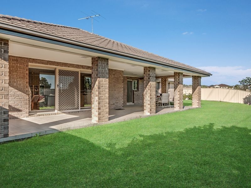 7 Viewfield Crescent, Woongarrah NSW 2259