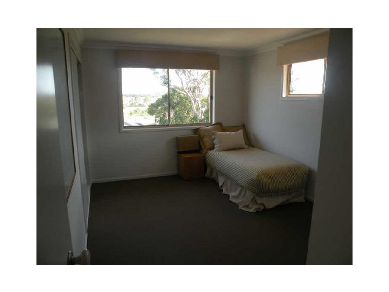 8 Stan Johnson Drive, Hamlyn Terrace NSW 2259