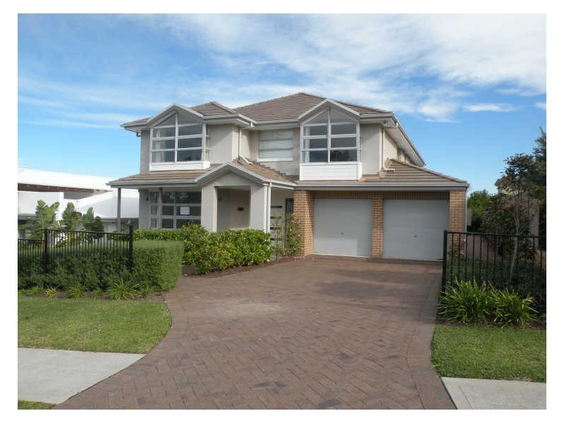 33 Stan Johnson Drive, Hamlyn Terrace NSW 2259