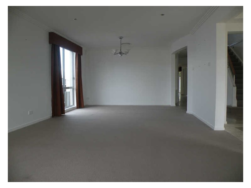 33 Stan Johnson Drive, Hamlyn Terrace NSW 2259