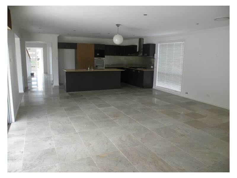 33 Stan Johnson Drive, Hamlyn Terrace NSW 2259