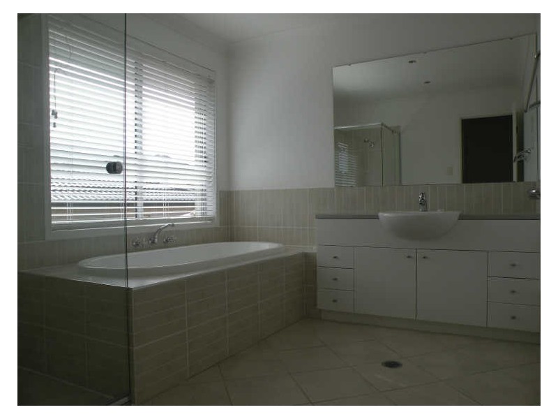 33 Stan Johnson Drive, Hamlyn Terrace NSW 2259