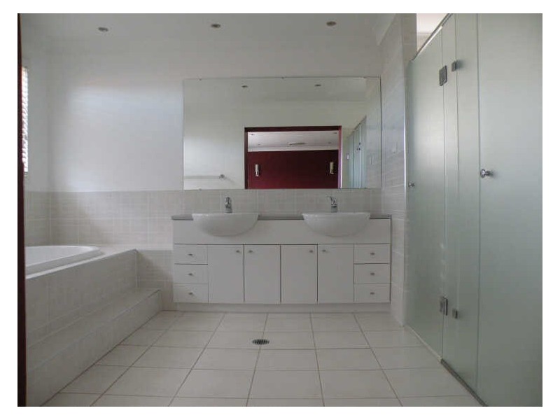 33 Stan Johnson Drive, Hamlyn Terrace NSW 2259