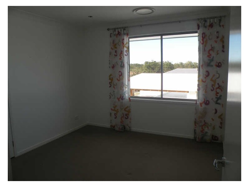 33 Stan Johnson Drive, Hamlyn Terrace NSW 2259