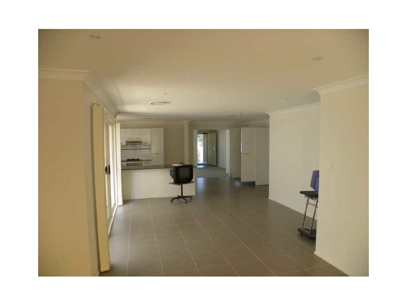 129 ORCHID WAY, Wadalba NSW 2259