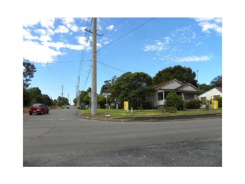 2 PANONIA ROAD, Wyong NSW 2259