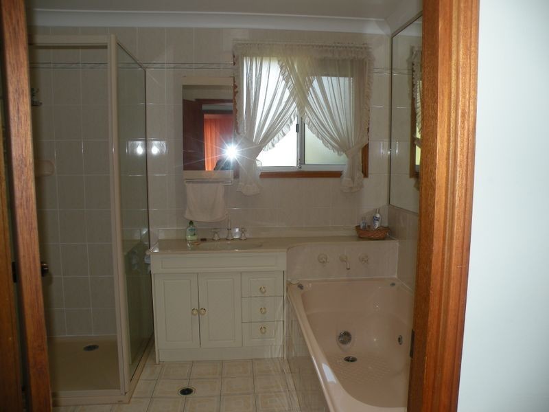 5 Page Close, Wyong NSW 2259