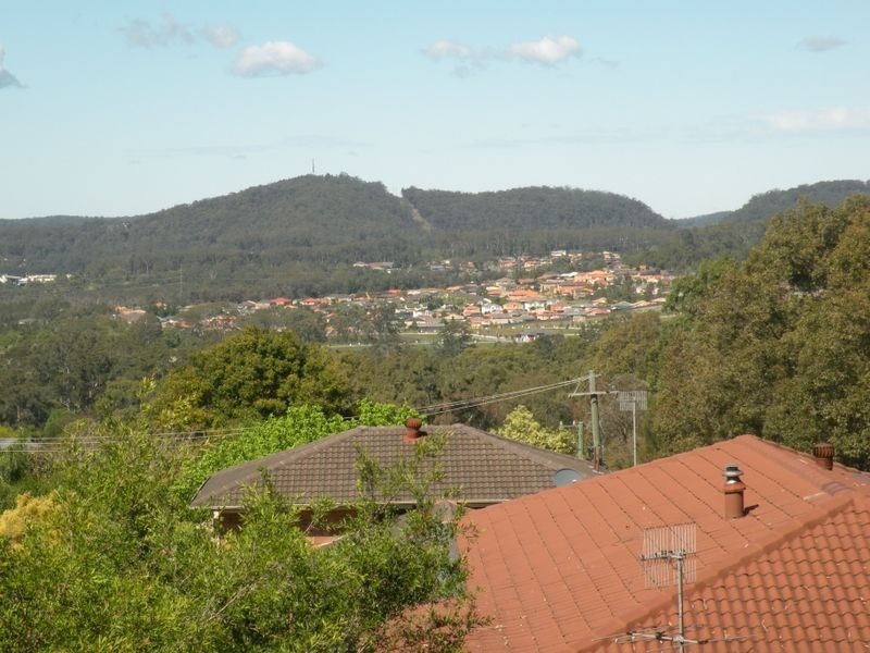 5 Page Close, Wyong NSW 2259