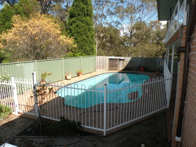 5 Page Close, Wyong NSW 2259
