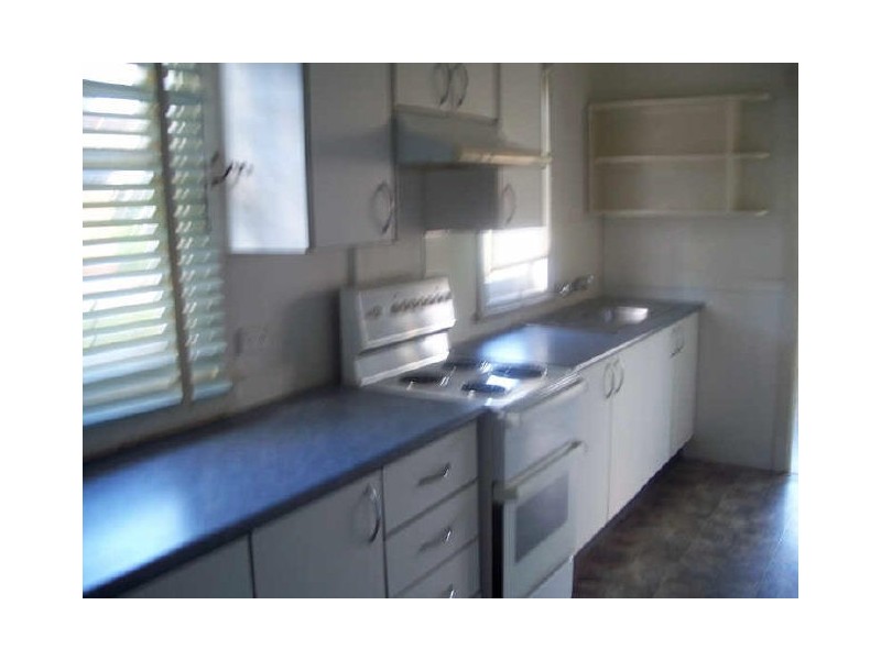 4 Levitt Street, Wyong NSW 2259