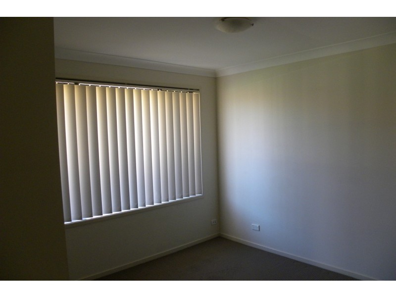 30 Lenola Crescent, Blue Haven NSW 2262