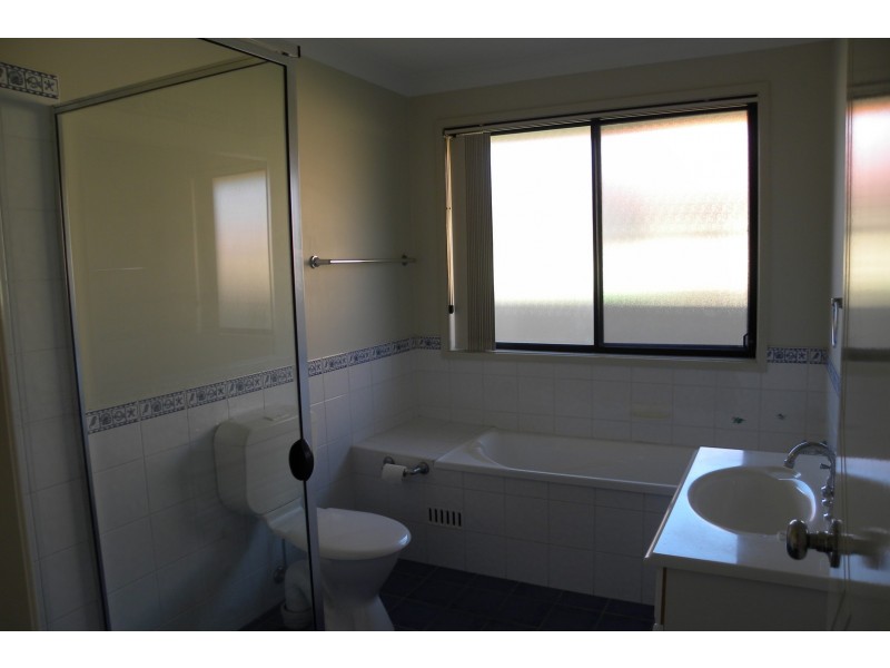 30 Lenola Crescent, Blue Haven NSW 2262