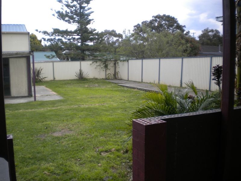 38 Wall Rd, Gorokan NSW 2263