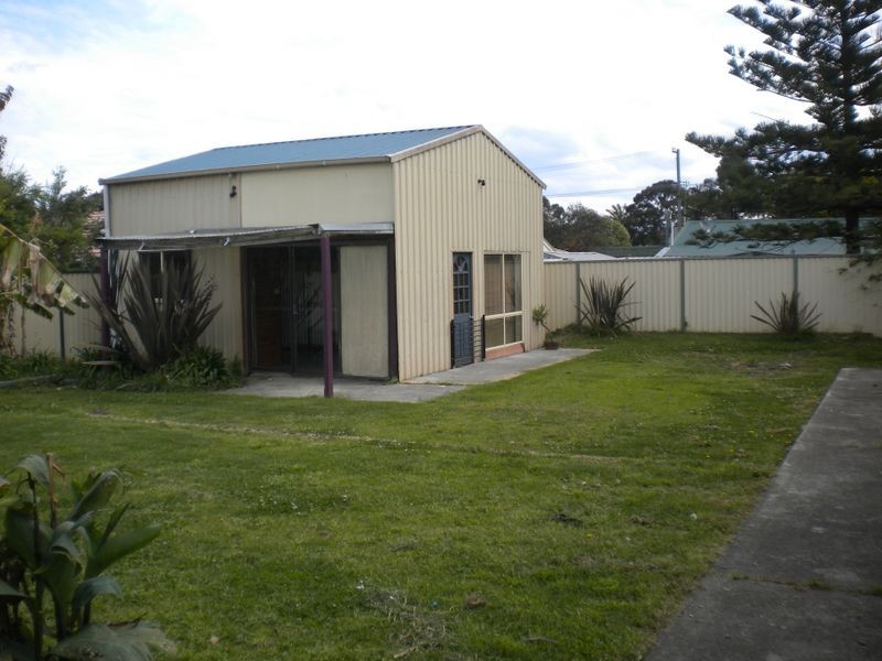 38 Wall Rd, Gorokan NSW 2263