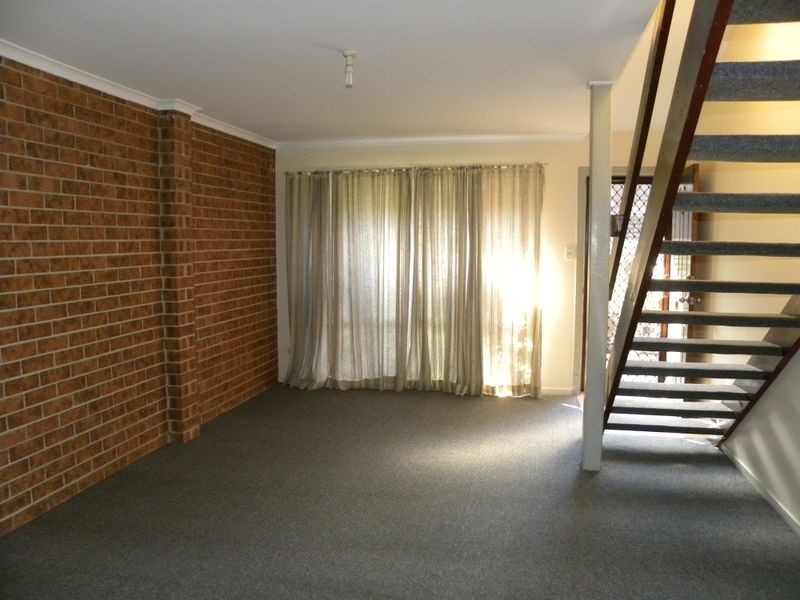 9/8 Warner Avenue, Wyong NSW 2259