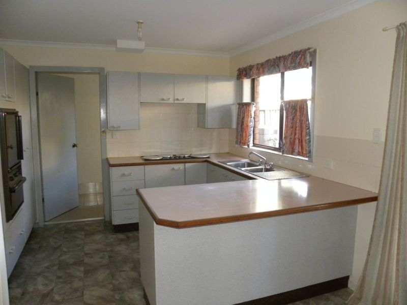 9/8 Warner Avenue, Wyong NSW 2259