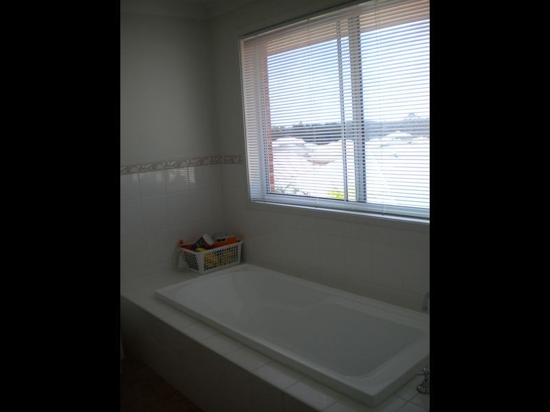 24 Bougainvillea Road, Hamlyn Terrace NSW 2259