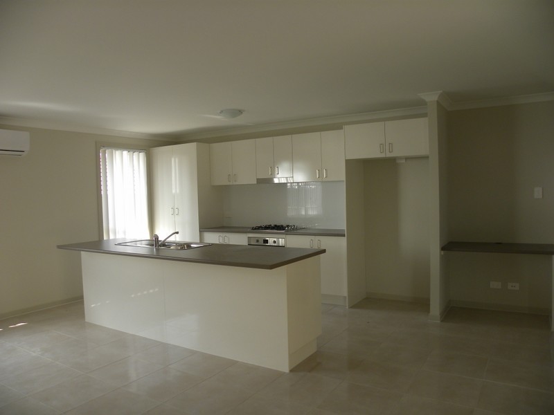 38 Melbourne Road, Wadalba NSW 2259