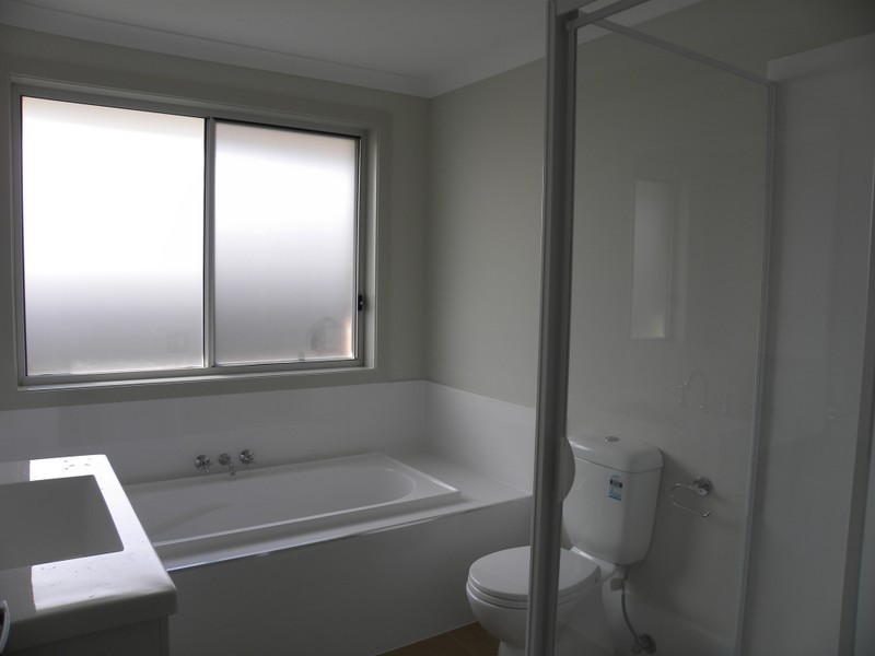 38 Melbourne Road, Wadalba NSW 2259