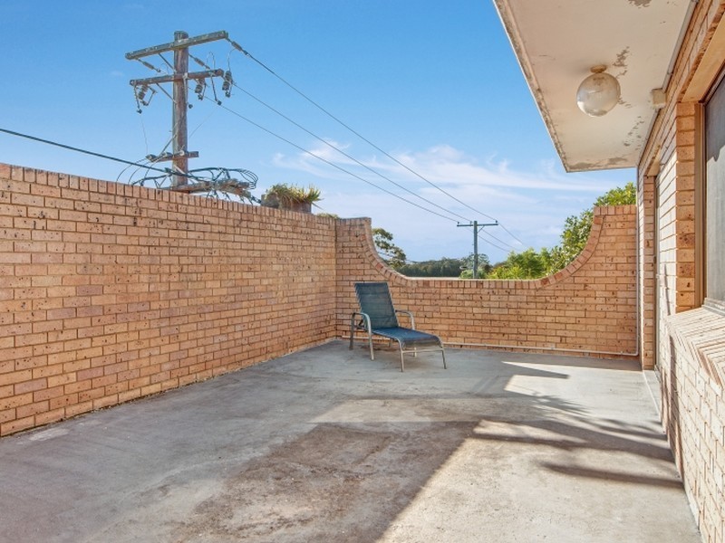 1/61 Howarth Street, Wyong NSW 2259