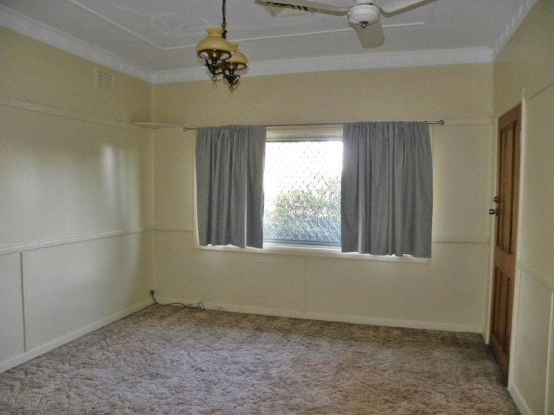 2 Panonia Road, Wyong NSW 2259