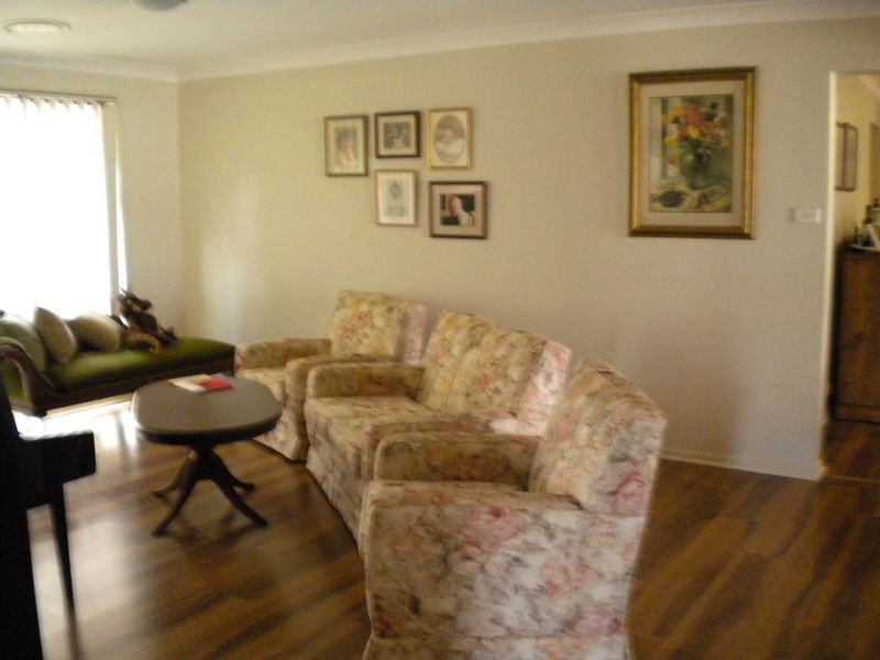 7 Lupin Close, Woongarrah NSW 2259