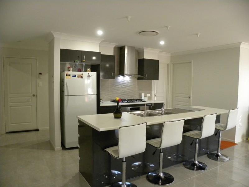21 Parry Parade, Wyong NSW 2259