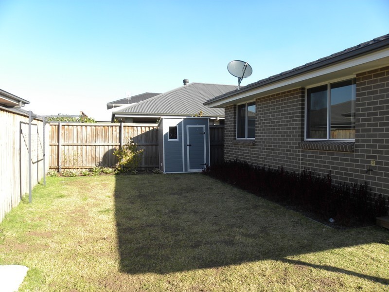 21 Parry Parade, Wyong NSW 2259