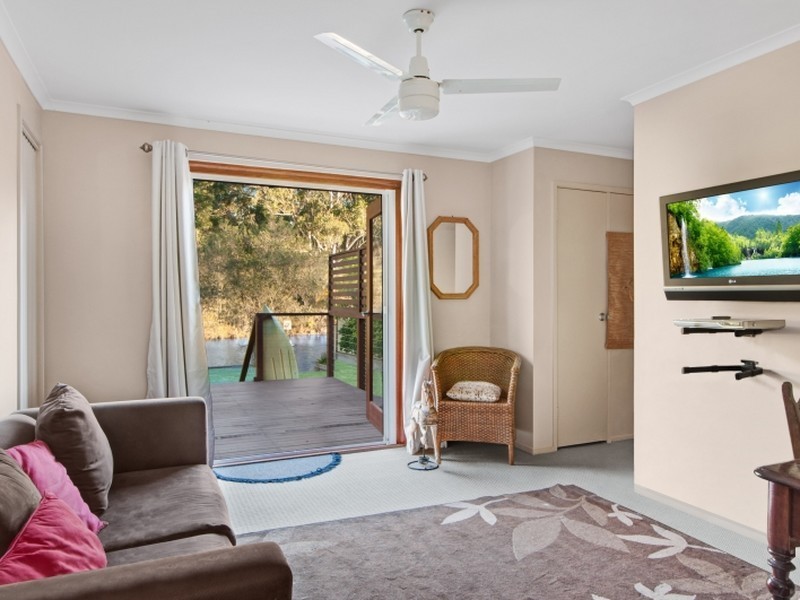 139 Birdwood Drive, Blue Haven NSW 2262