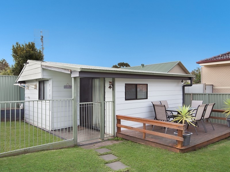 31 Jetty Avenue, Charmhaven NSW 2263