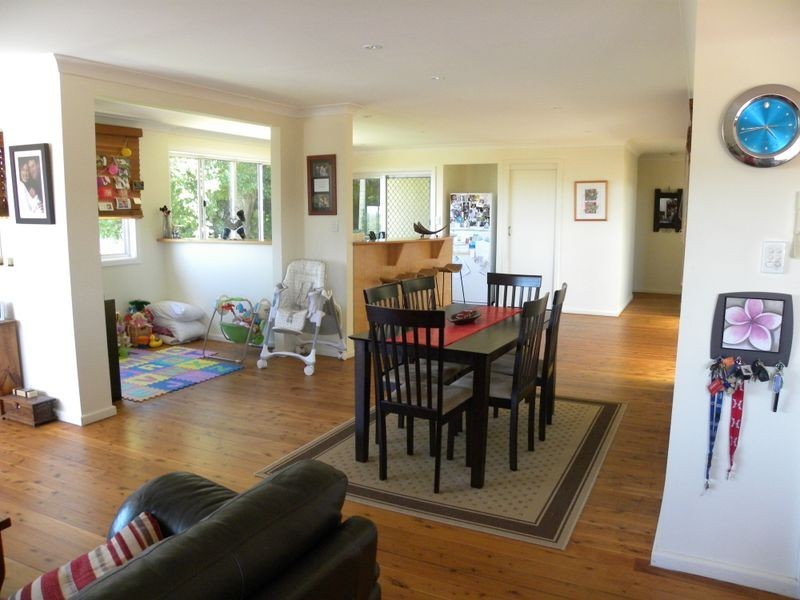 17 Crystal Crescent, Wyong NSW 2259