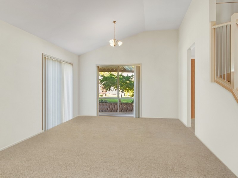 7 Mebbin Circuit, Woongarrah NSW 2259