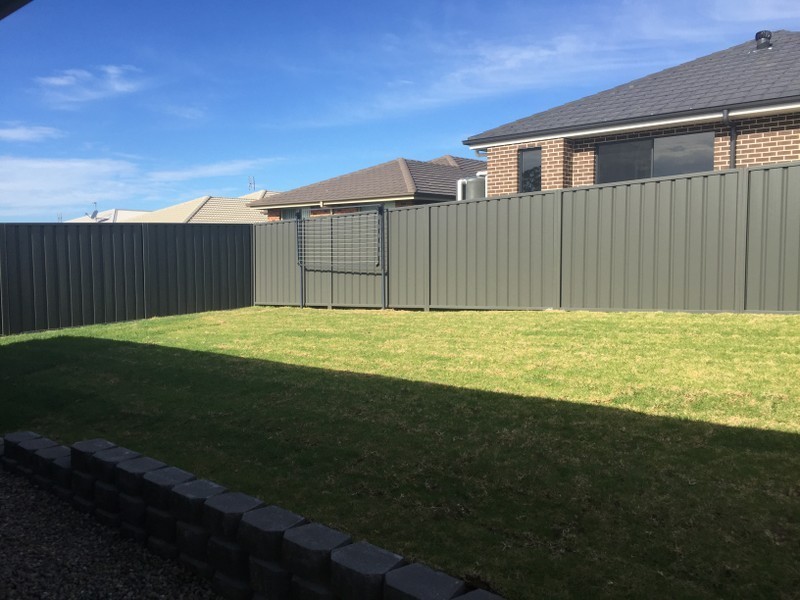 10 Mick Street, Wadalba NSW 2259