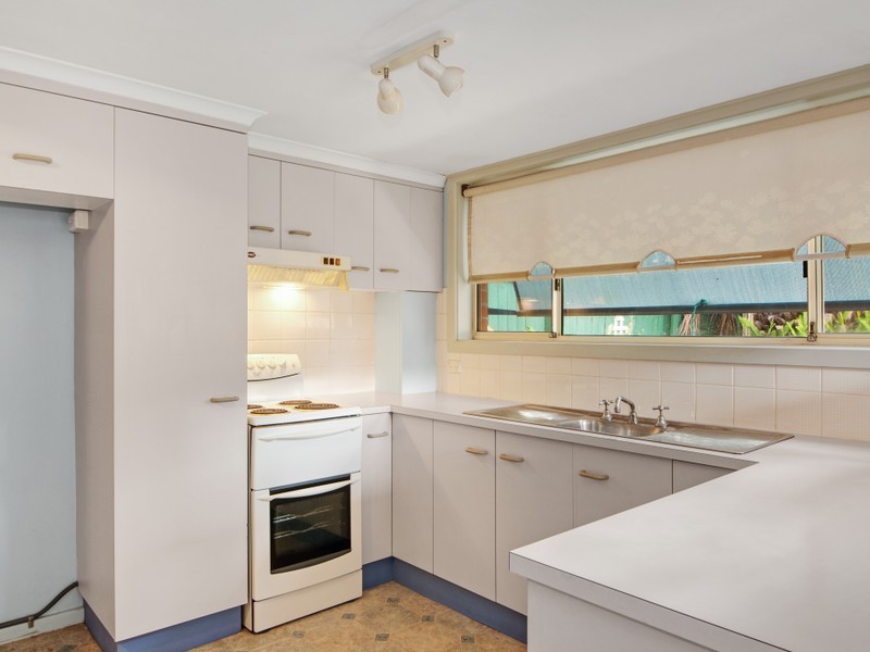 31 Cutler Drive, Wyong NSW 2259