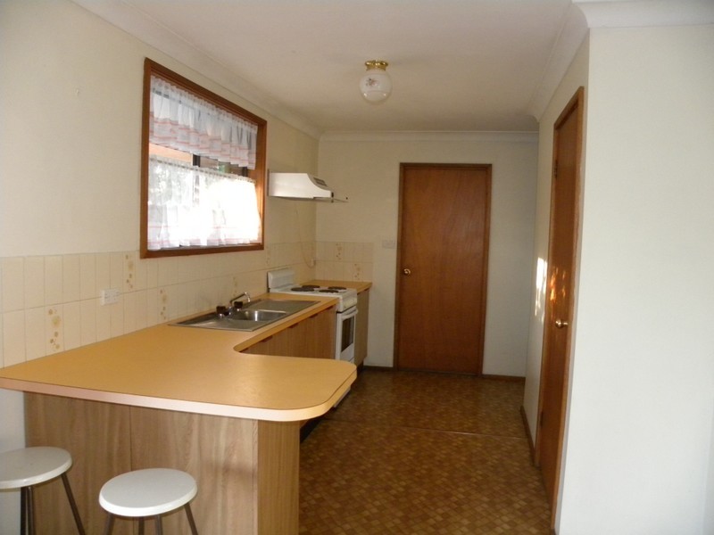 1/6 Joyce Avenue, Wyong NSW 2259