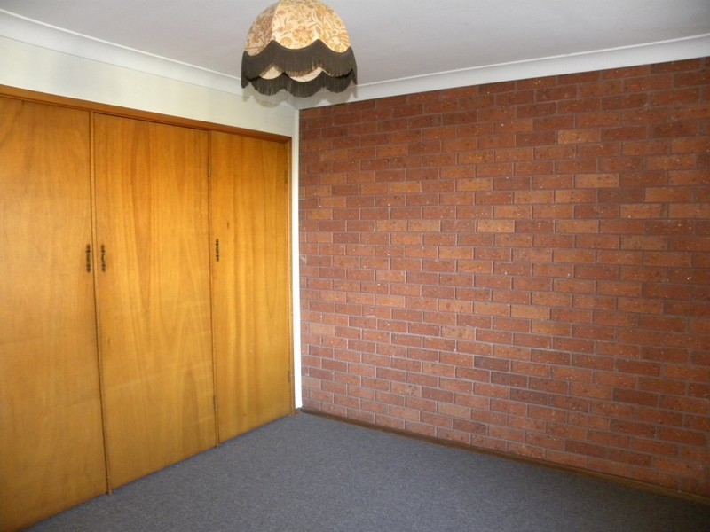 1/6 Joyce Avenue, Wyong NSW 2259