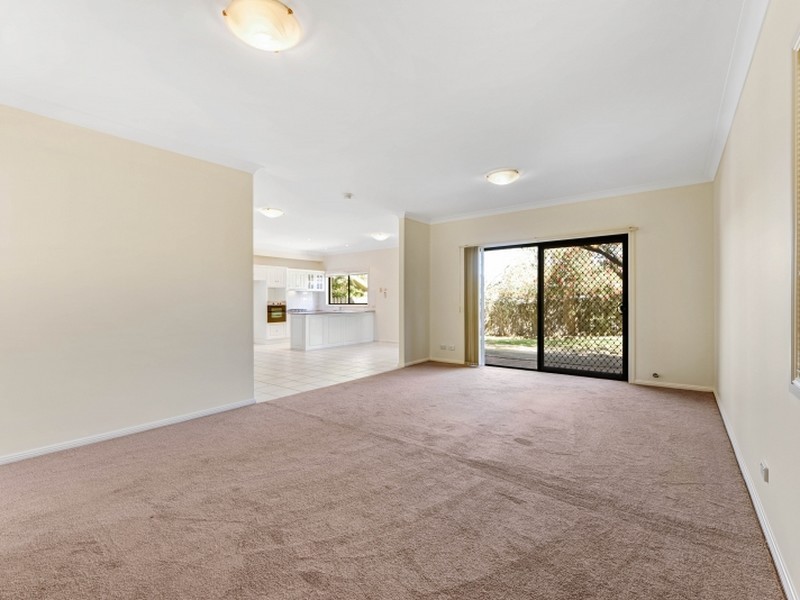 5 Kensington Place, Mardi NSW 2259