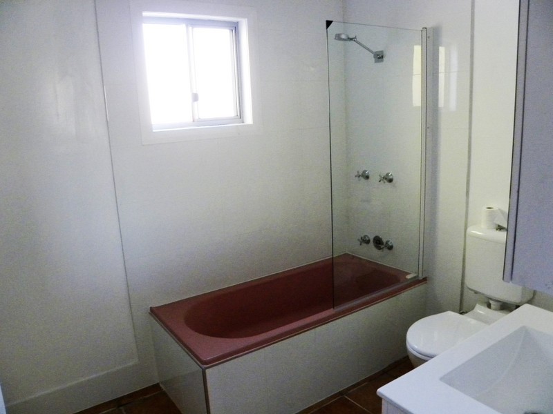 4 Henry Street, Chittaway Point NSW 2261