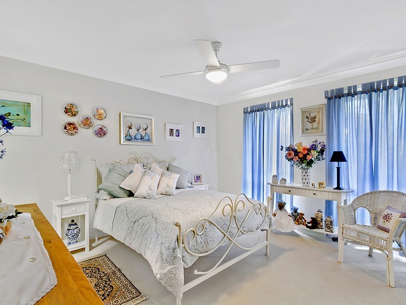 16 Connemara Street, Wadalba NSW 2259