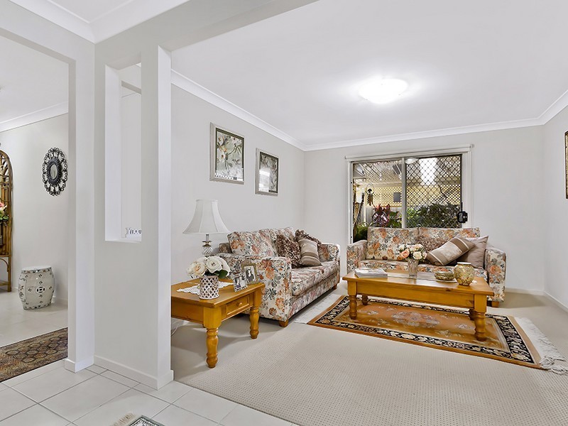 16 Connemara Street, Wadalba NSW 2259