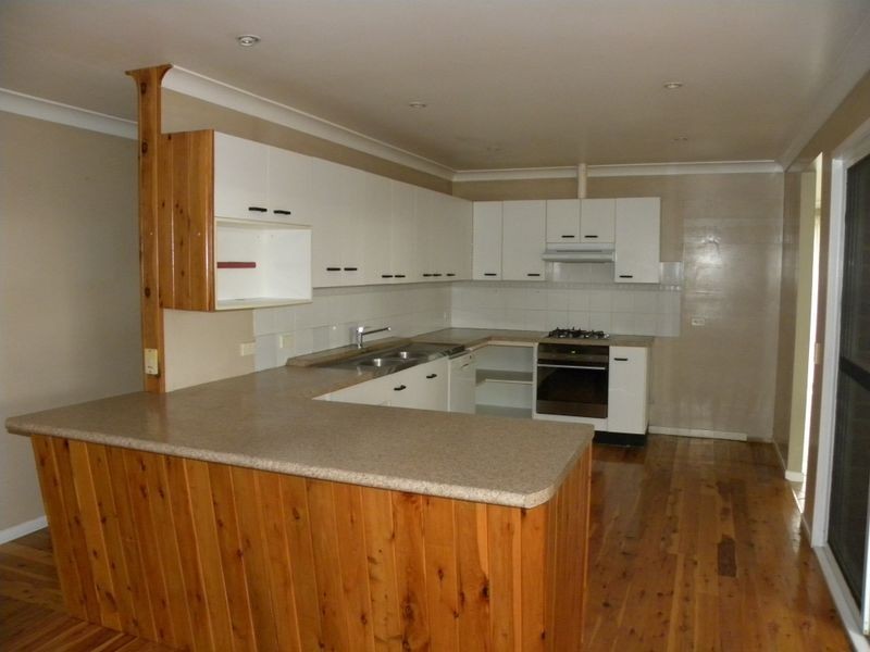 25 Fishburn Crescent, Watanobbi NSW 2259