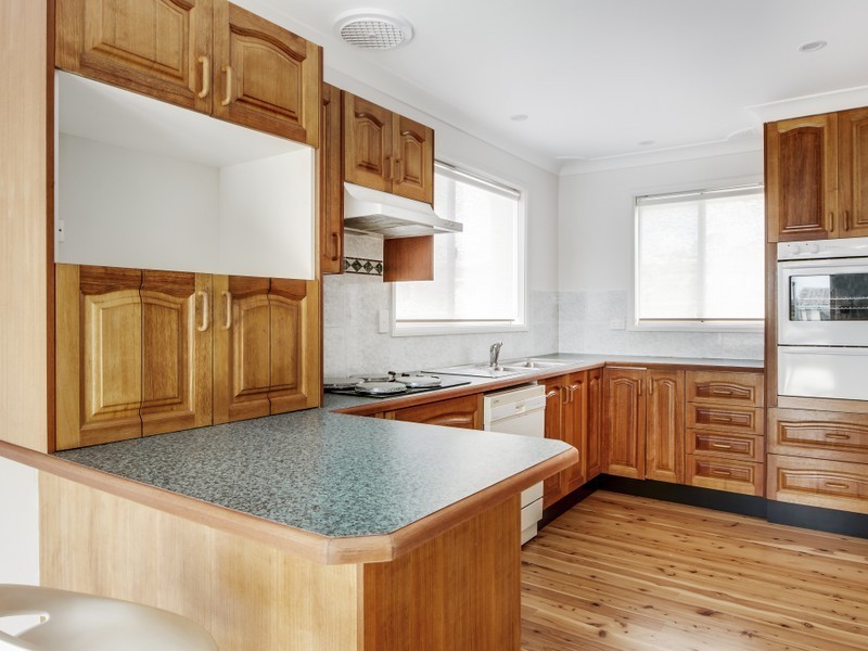 12 Highclere Street, Bateau Bay NSW 2261