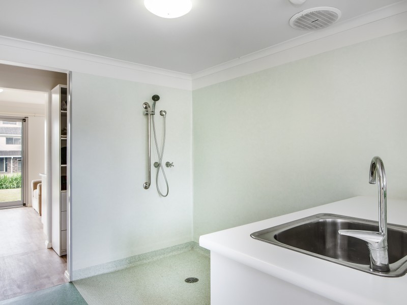 12 Highclere Street, Bateau Bay NSW 2261